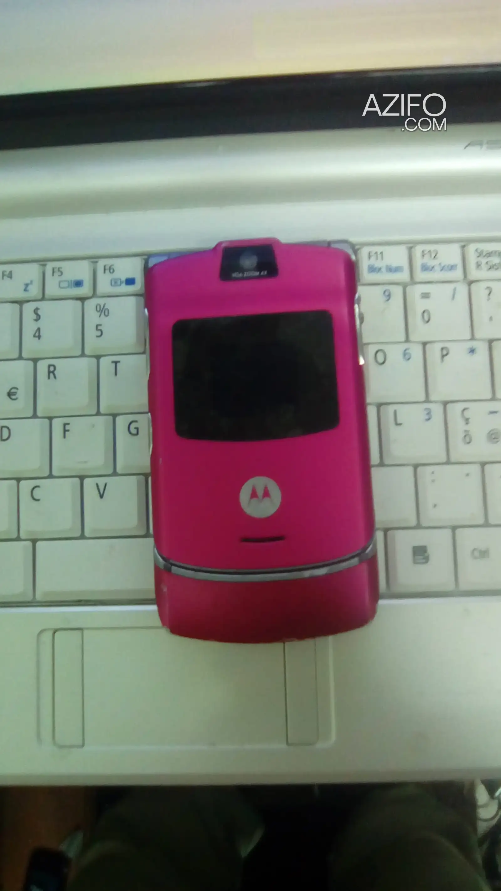 Motorola v3 كارط ميموار — Casablanca in Casablanca, MOROCCO | Azifo