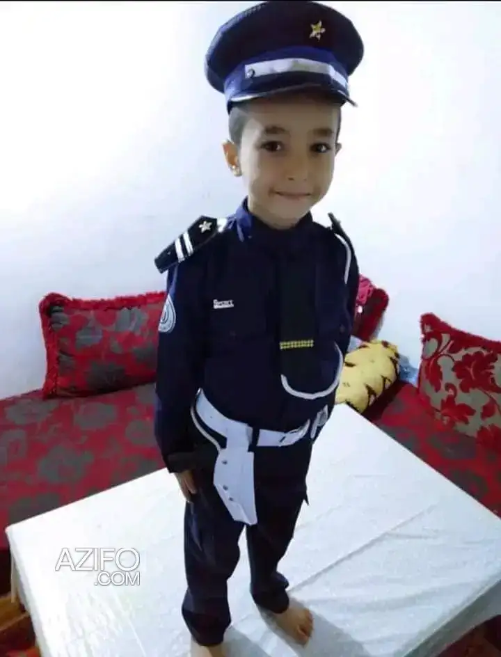 Déguisement pour enfant police à Casablanca in الدار البيضاء, MOROCCO | Azifo