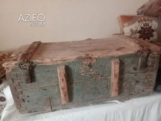 صندوق من الخشب لهواة الصناديق والمقتنيات in مراكش, MOROCCO | Azifo