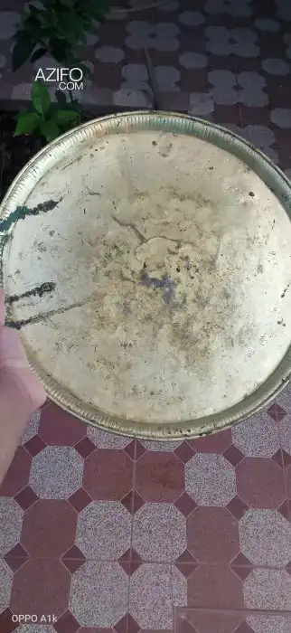 صنية نحاسية قديمة لهواة الأواني والمقتنيات in Marrakech, MOROCCO | Azifo