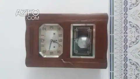 ساعة حائطية بعمر يزيد على 60 سنة لهواة الساعات in Tanger-Assilah, MOROCCO | Azifo