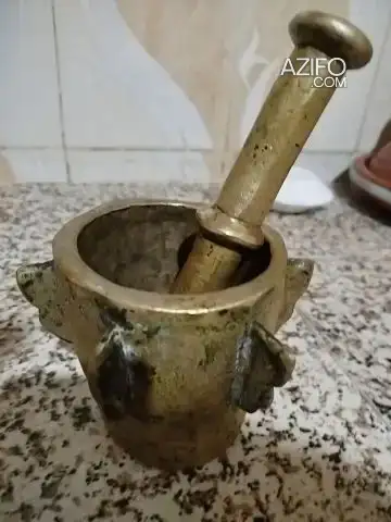 مهراز من الفضة والذهب من النحاس بعمر يزيد على 300 سنة in Marrakech, MOROCCO | Azifo