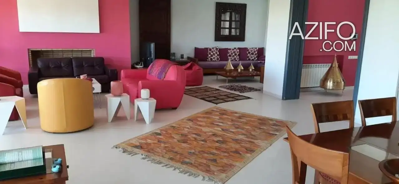 Villa à vendre à Meknès – 576 m² in مكناس, MOROCCO | Azifo