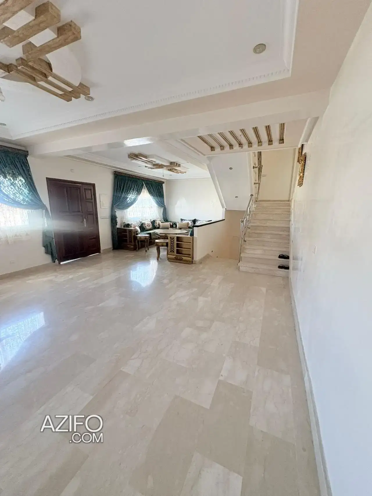 Villa à vendre à Tanger – 300 m² in Tanger, MOROCCO | Azifo