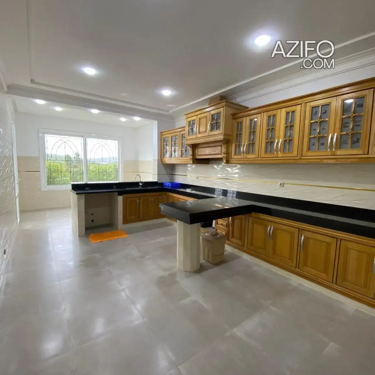 Villa à vendre à Tanger – 518 m² in Tangier, MOROCCO | Azifo