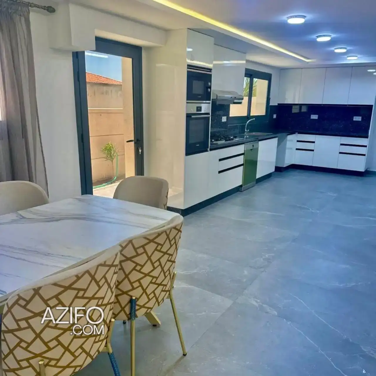Villa meublée à vendre à Tanger – 336 m² in Tangier, MOROCCO | Azifo