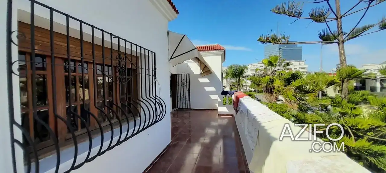 Villa à vendre à Rabat – 300 m² in الرباط, MOROCCO | Azifo