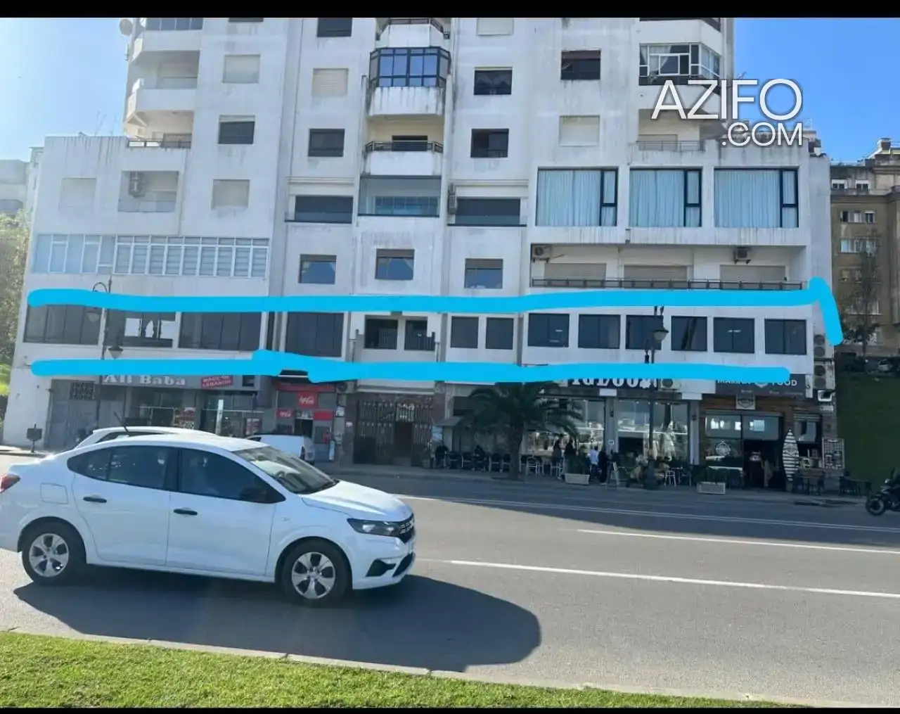 Local commercial à vendre à Tanger – 720 m² in Tanger-Assilah, MOROCCO | Azifo