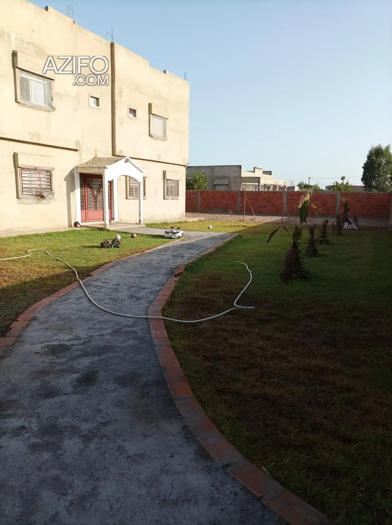 Ferme à vendre à Kénitra – 2 400 m² in القنيطرة, MOROCCO | Azifo