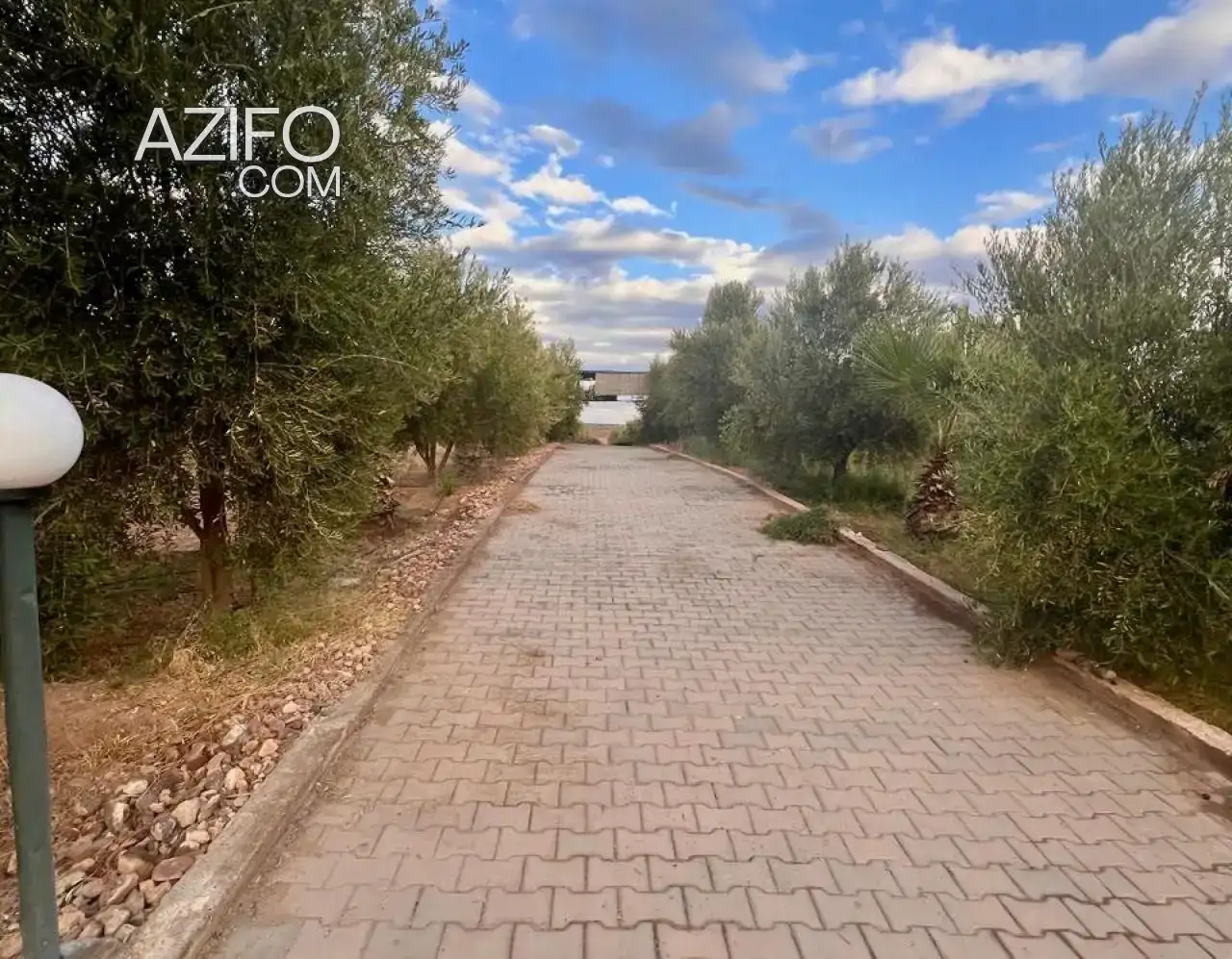 Terrain à vendre à Marrakech – 10 675 m² in مراكش, MOROCCO | Azifo