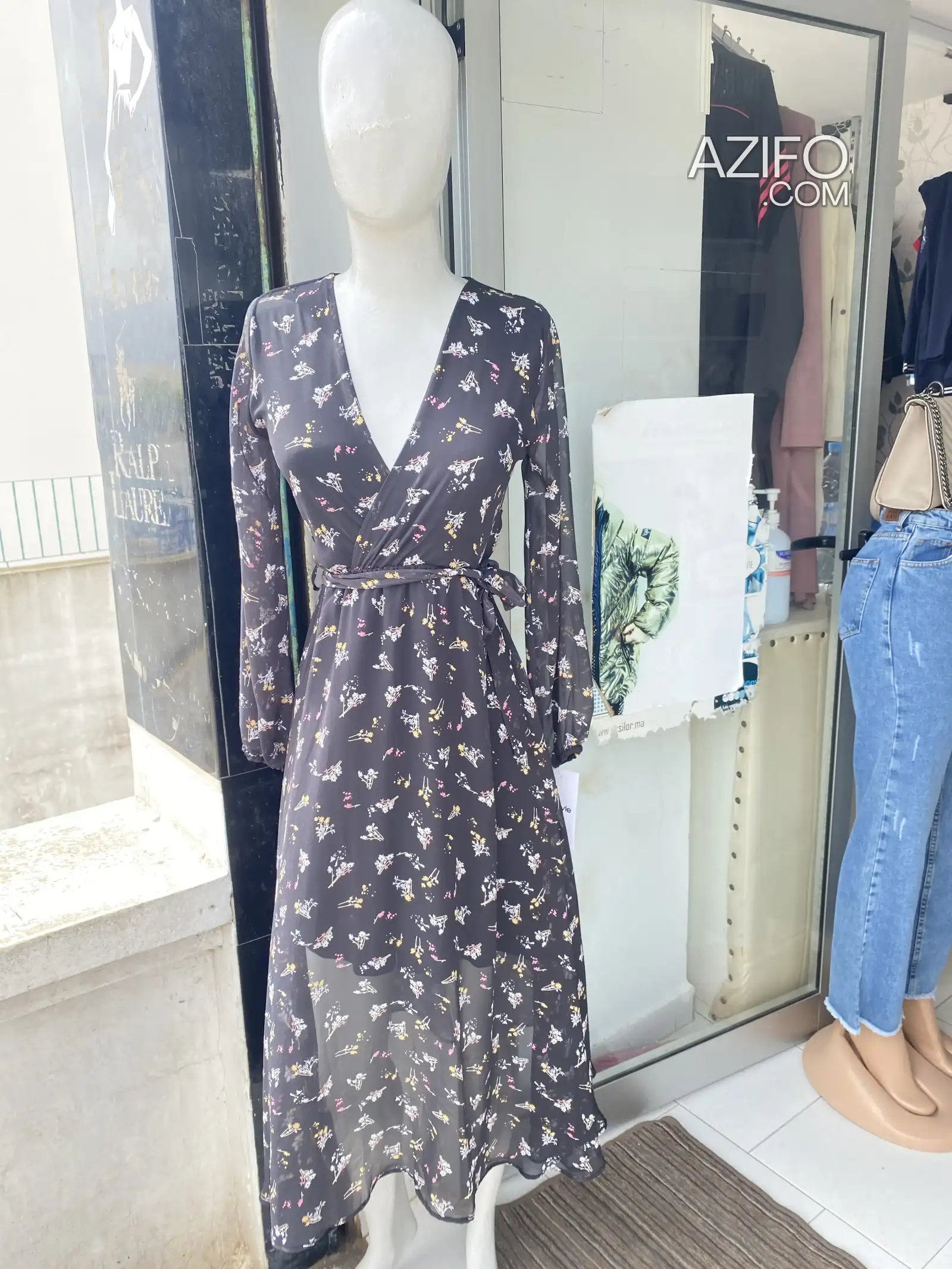 Robe disponible en taille L / XL in آسفي, MOROCCO | Azifo