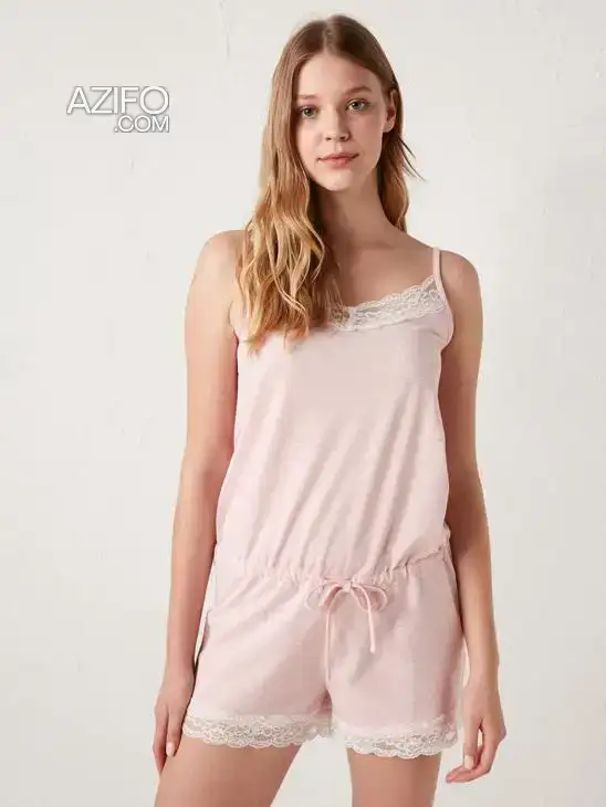 Combinaison Courte Col En Dentelles (Taille : XS / S / M / L / XL / 2XL) in الرباط, MOROCCO | Azifo