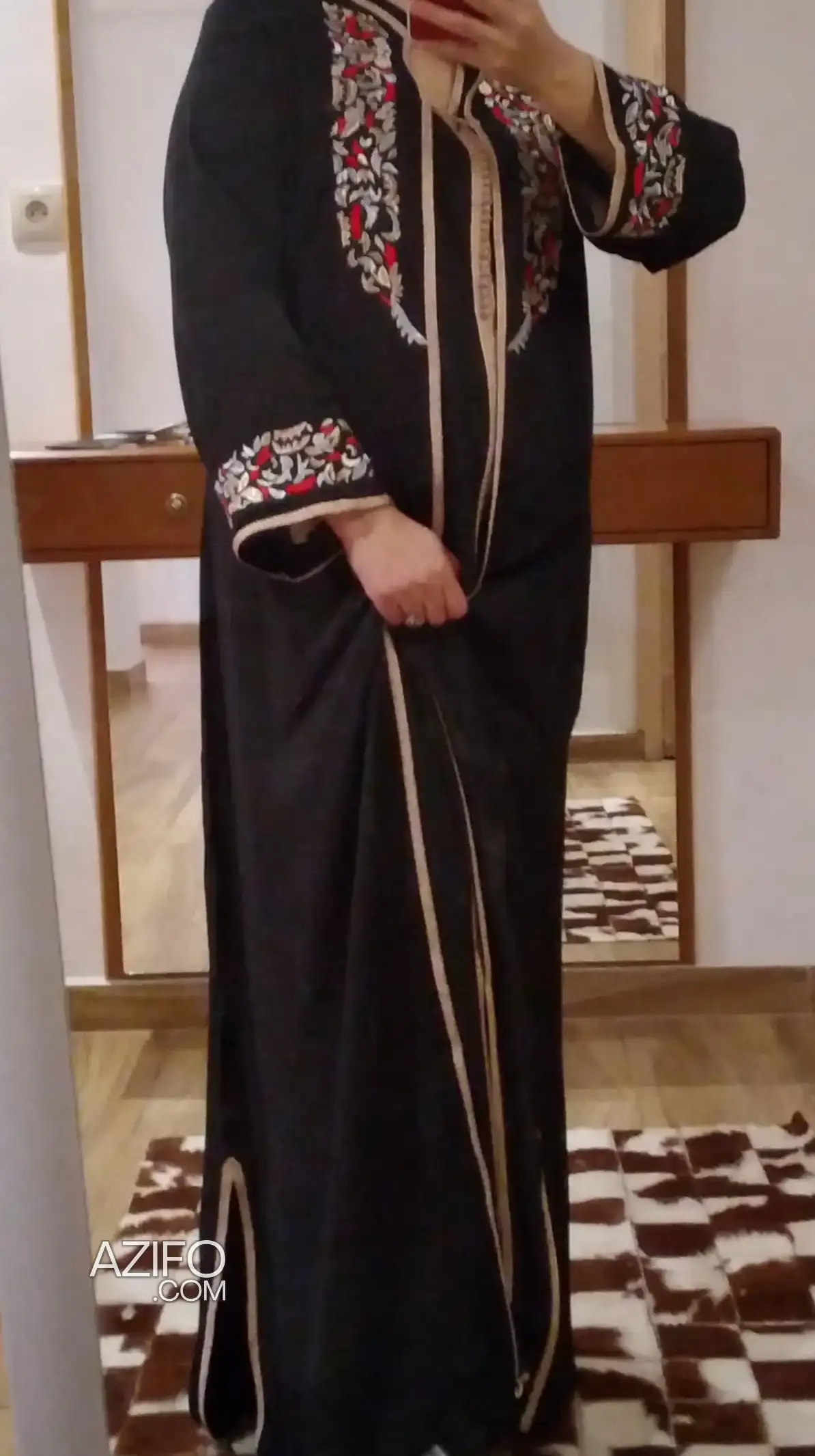 جلالب راقيين in الدار البيضاء, MOROCCO | Azifo