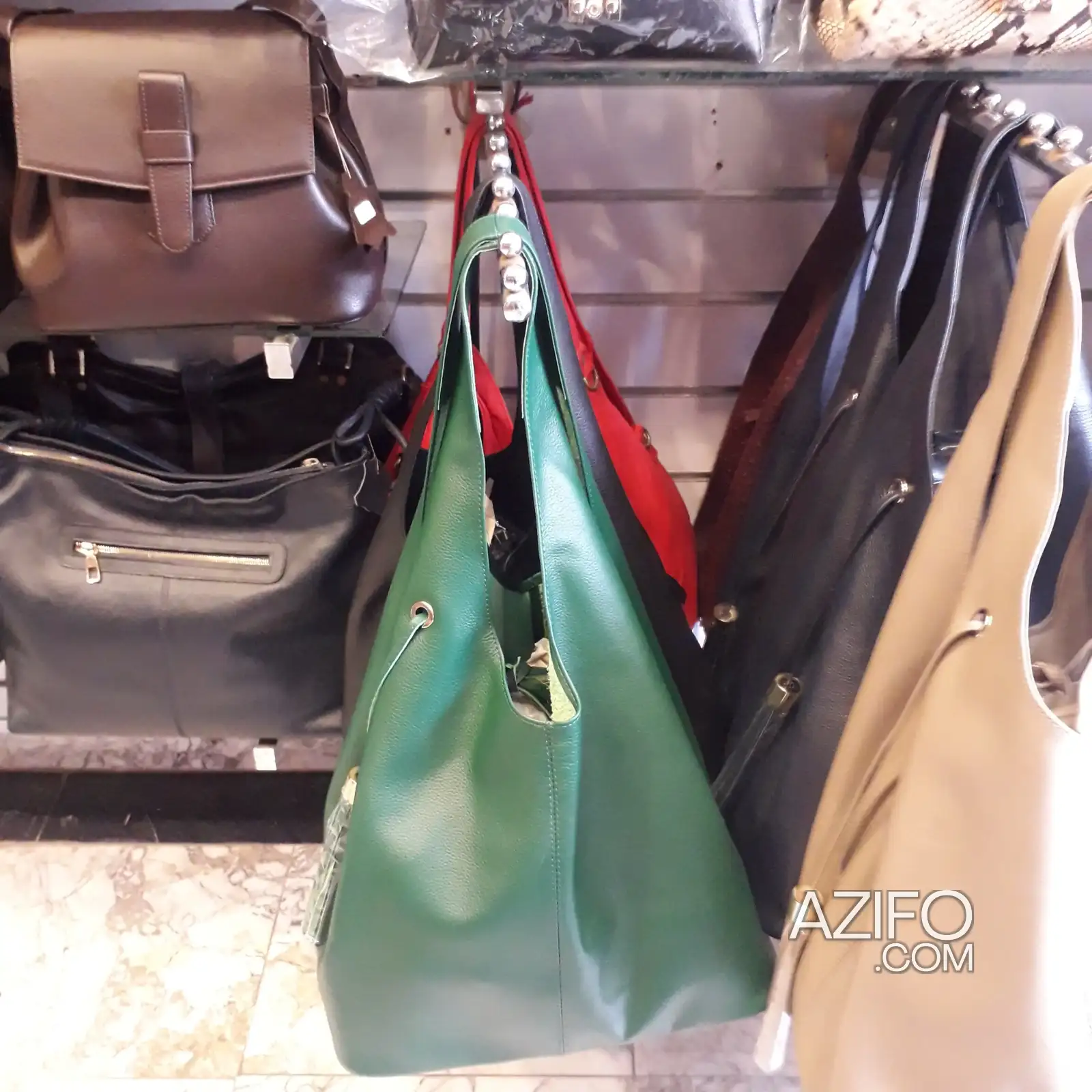 Sacs guess et armani originaux in الرباط, MOROCCO | Azifo