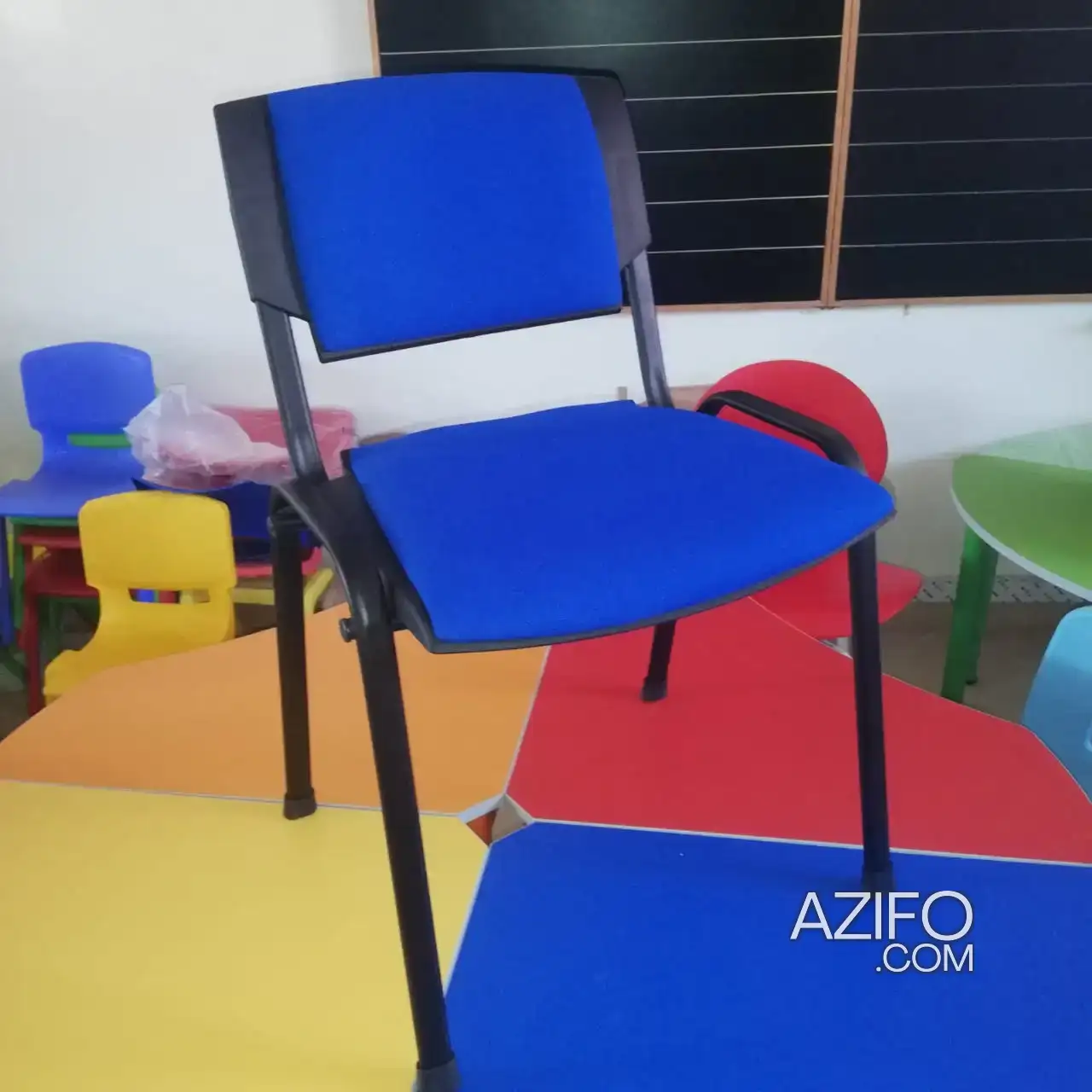 Chaise iso à Casablanca in الدار البيضاء, MOROCCO | Azifo