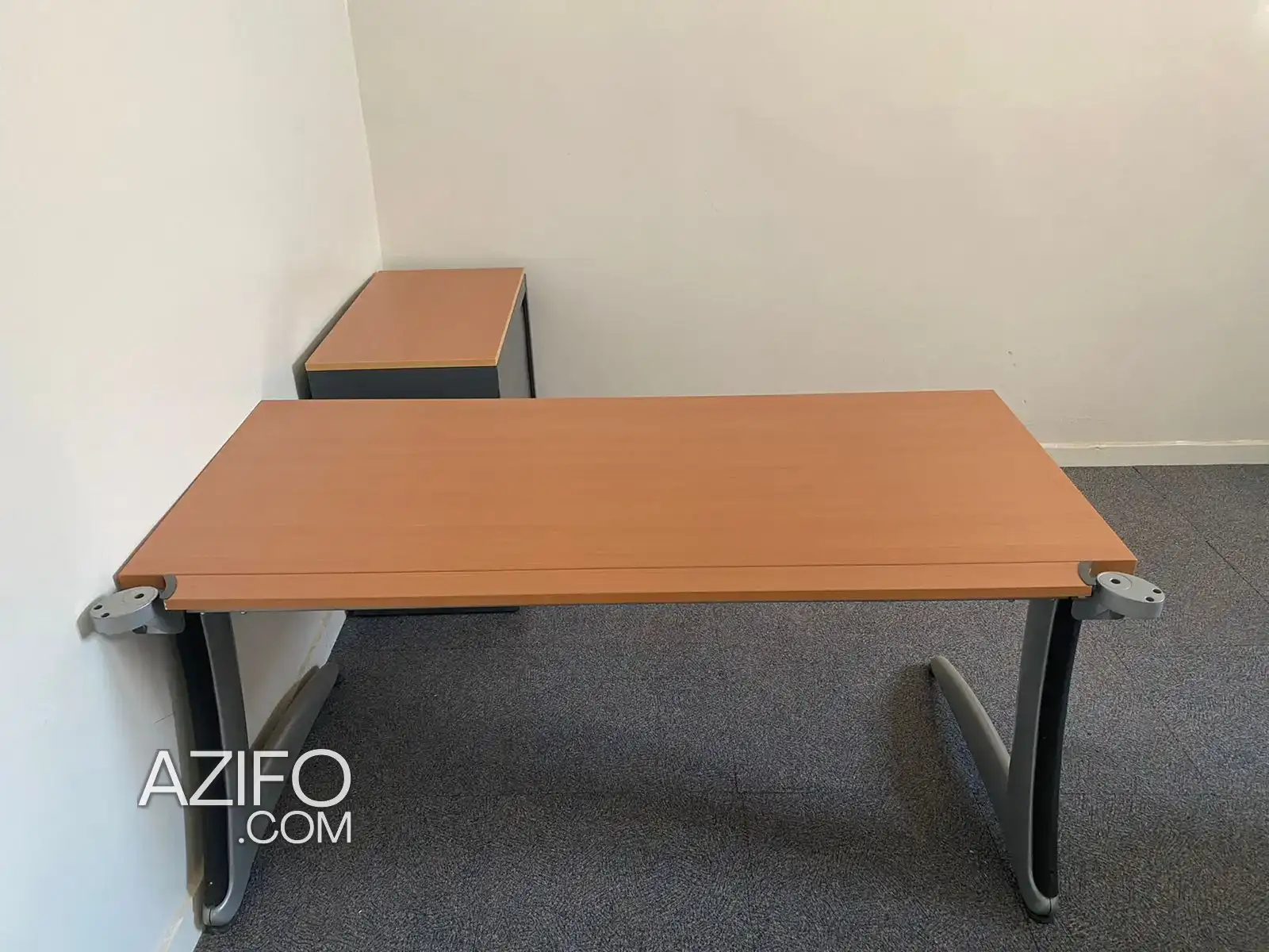 Ensemble bureau Steelcase & armoire promo à Mohammedia in المحمدية, MOROCCO | Azifo