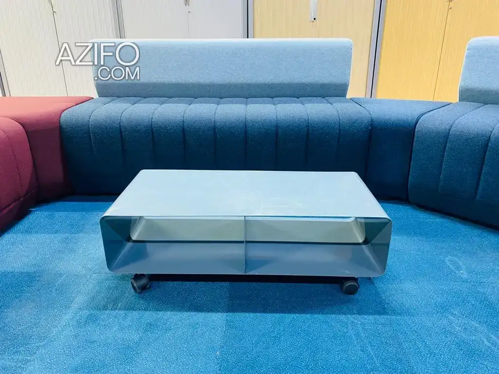 Table basse meuble TV années 70 métal sur roue gris à Mohammedia in المحمدية, MOROCCO | Azifo