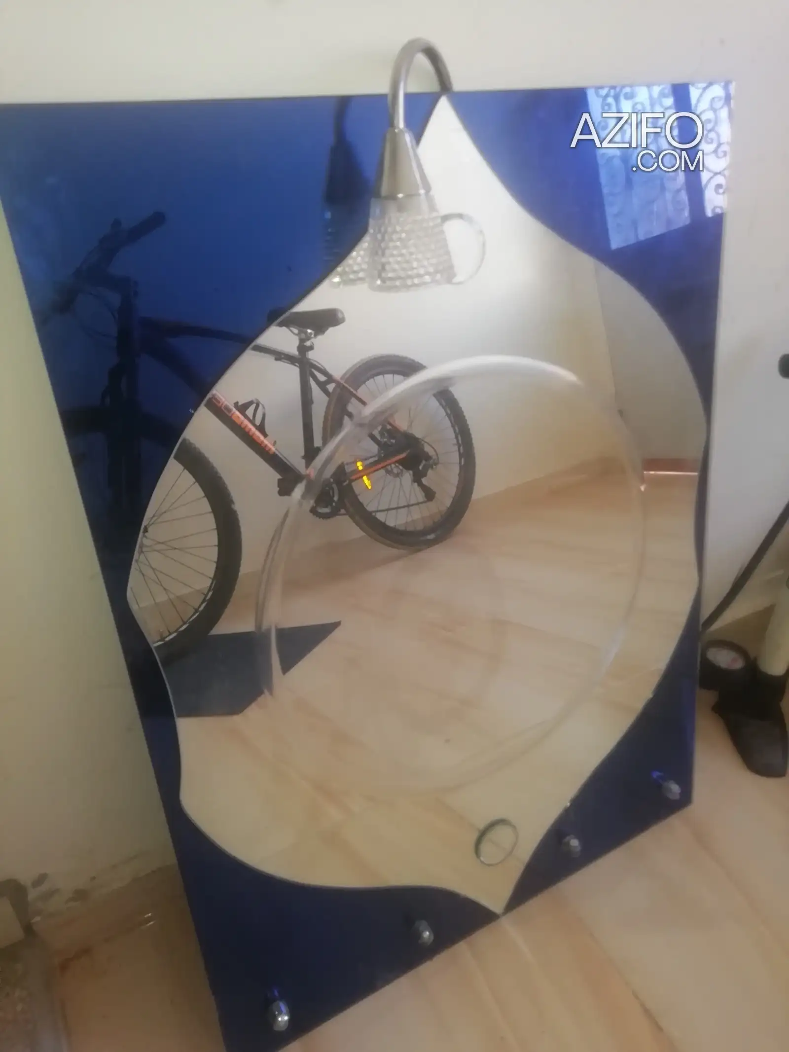 Miroir en très bon état à Marrakech in Marrakech, MOROCCO | Azifo