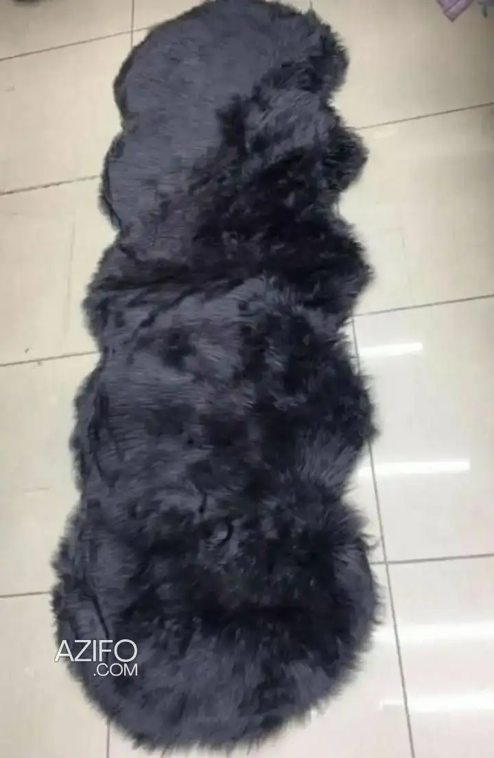 Tapis fourrure 1m70 /53 à Khouribga in خريبكة, MOROCCO | Azifo