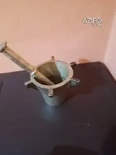 مهراز قديم لهواة الأدوات التقليدية in أكادير, MOROCCO | Azifo
