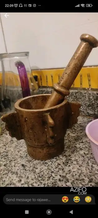 مهراز قديم من النحاس بعمر يزيد على 80 سنة لهواة الأدوات التقليدية in Tanger-Assilah, MOROCCO | Azifo