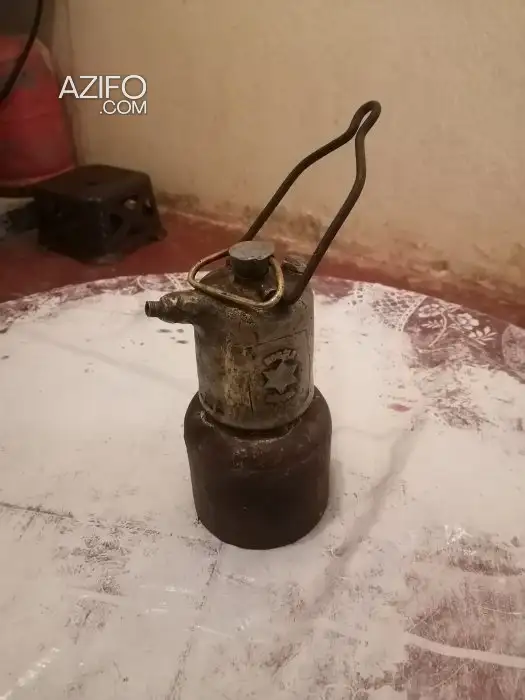 مصباح عتيق قديم للديكور وهواة المقتنيات in خريبكة, MOROCCO | Azifo